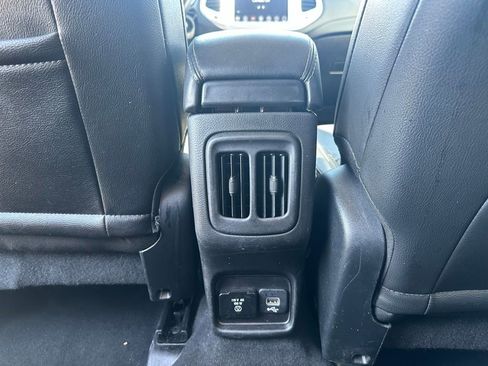 Used 2019 Jeep Compass High Altitude image 24