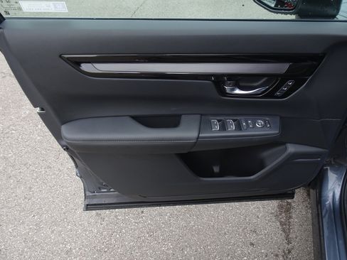 Used 2025 Honda CR-V EX-L image 13