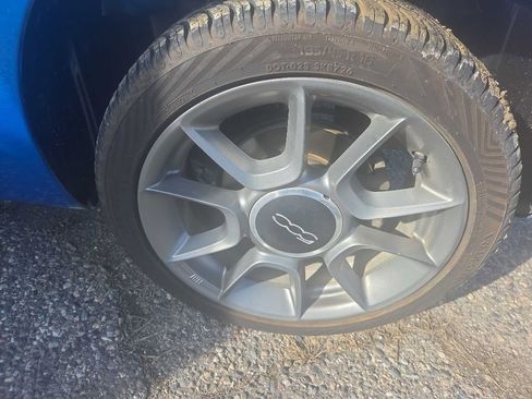 Used 2019 FIAT 500 Pop image 22