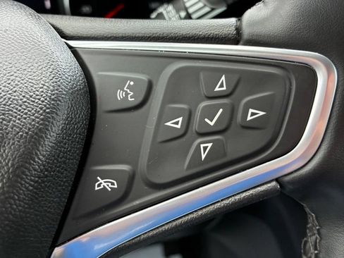 Used 2023 Chevrolet Equinox LT AWD/4WD image 15