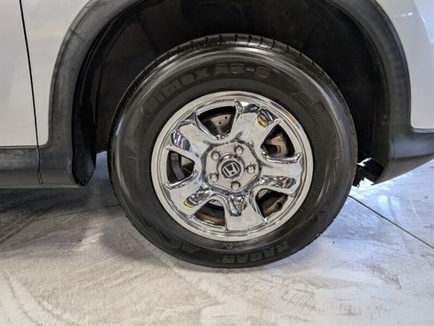 Used 2016 Honda CR-V LX image 12