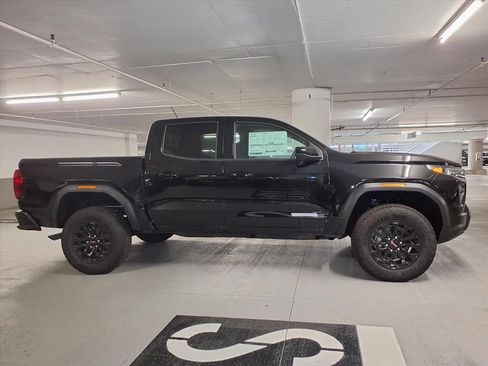 Used 2026 GMC Canyon Elevation RWD image 4