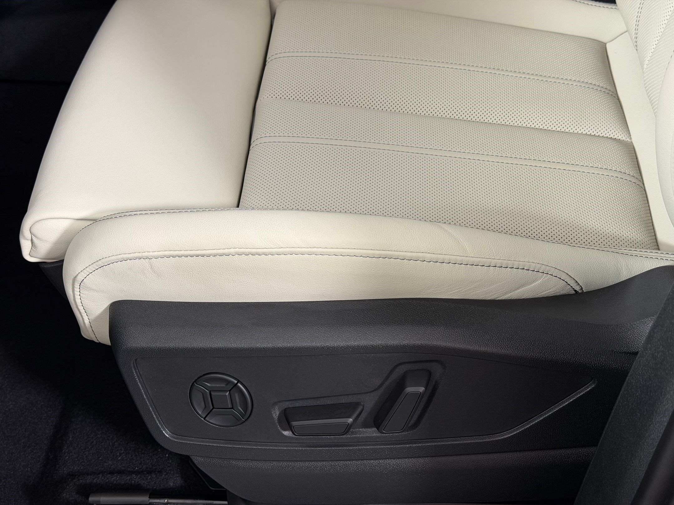 New 2026 Audi Q5 Prestige AWD/4WD image 15