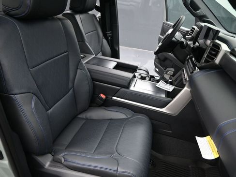 New 2026 Toyota Tundra Platinum AWD/4WD image 28