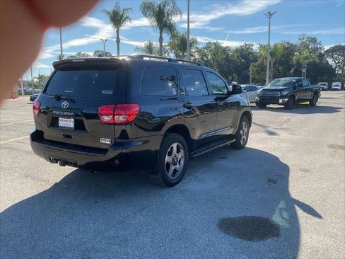 Used 2014 Toyota Sequoia SR5 image 22