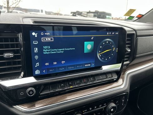 Used 2022 Chevrolet Silverado 1500 LT image 28