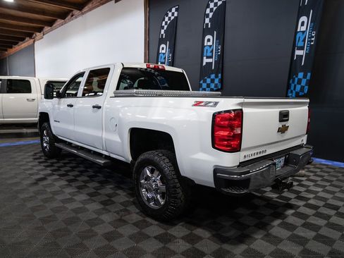 Used 2015 Chevrolet Silverado 2500 LT AWD/4WD image 3