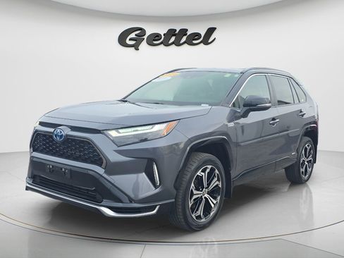 Used 2024 Toyota RAV4 XSE w/ Weather Package AWD/4WD image 1