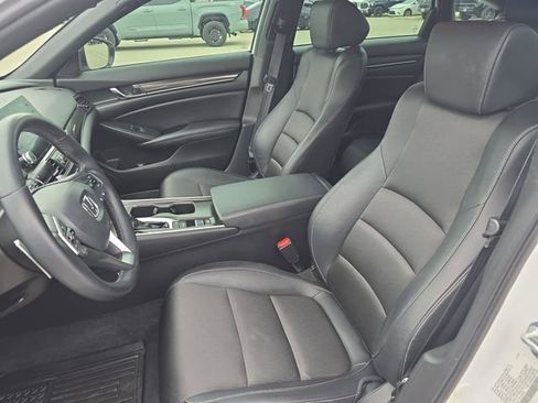 Used 2022 Honda Accord Sport image 14