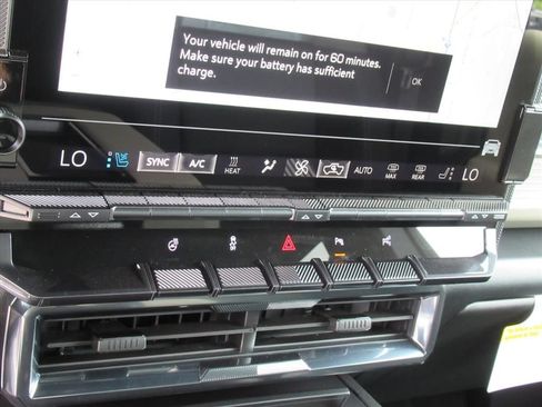 Used 2026 GMC Hummer EV 4x4 Crew Cab image 24