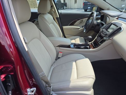 Used 2016 Buick LaCrosse Leather w/ Experience Buick Package FWD image 10