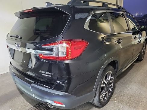 Used 2025 Subaru Ascent Limited AWD/4WD image 2