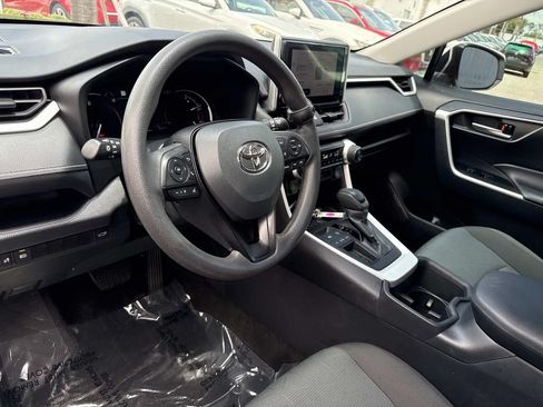 Used 2024 Toyota RAV4 XLE w/ Convenience Package FWD image 23