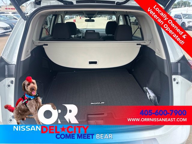 New 2026 Nissan Rogue SV w/ Cold Weather Package AWD/4WD image 12