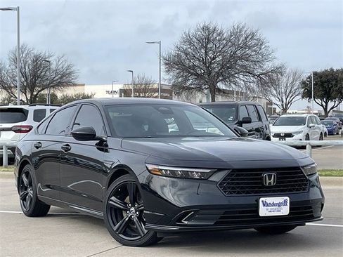 Certified 2025 Honda Accord Sport image 2