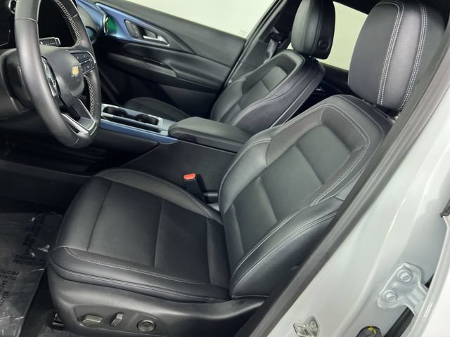 Certified 2024 Chevrolet Equinox EV LT w/ LPO, Blackout Package FWD image 18