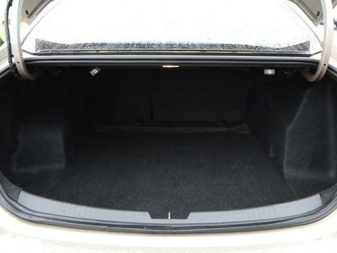 Used 2023 Chevrolet Malibu LT image 10