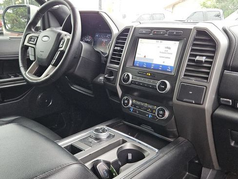 Used 2021 Ford Expedition XLT RWD image 34
