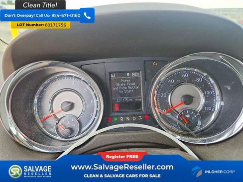 Used 2013 Chrysler Town & Country Touring-L w/ Driver Convenience Group FWD image 12