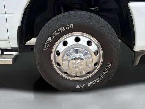 Used 2024 RAM 3500 Laramie w/ Safety Group image 9