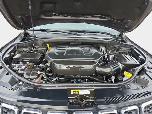 Used 2021 Jeep Grand Cherokee Laredo image 23