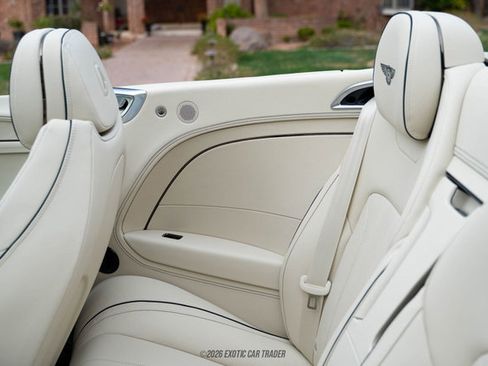 Used 2026 Bentley Continental GTC image 49