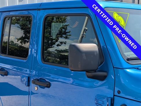 Used 2023 Jeep Gladiator Mojave w/ Cold Weather Group AWD/4WD image 10
