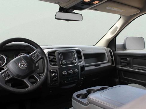 Used 2015 RAM 1500 Express AWD/4WD image 8