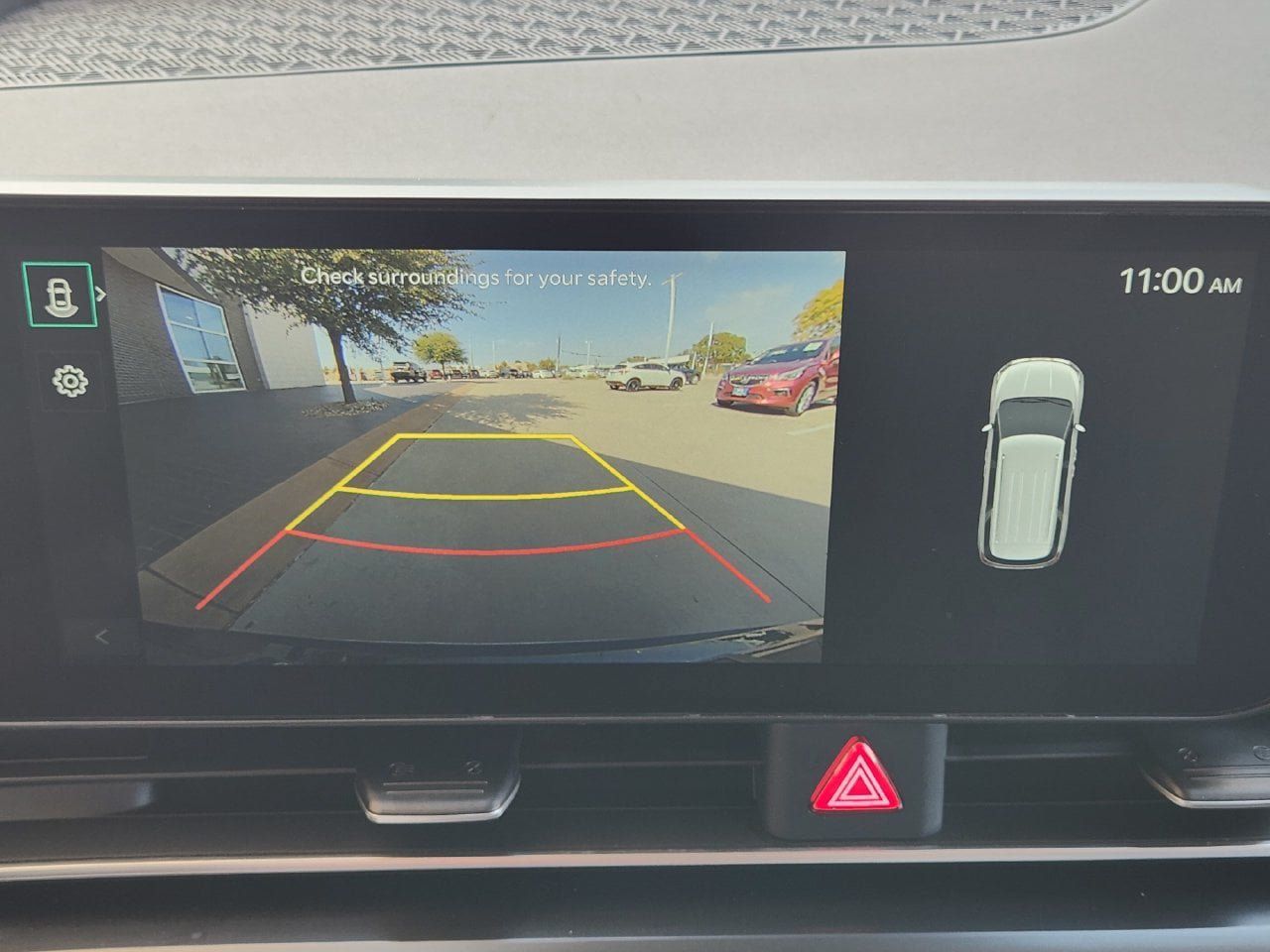 Used 2025 Kia Carnival FWD image 17