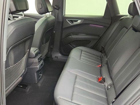 Used 2024 Audi Q4 e-tron Premium Plus w/ Premium Plus image 42