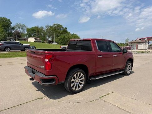 Used 2020 Chevrolet Silverado 1500 High Country w/ Technology Package AWD/4WD image 3