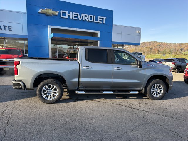 New 2026 Chevrolet Silverado 1500 RST w/ Z71 Off-Road Package AWD/4WD image 3