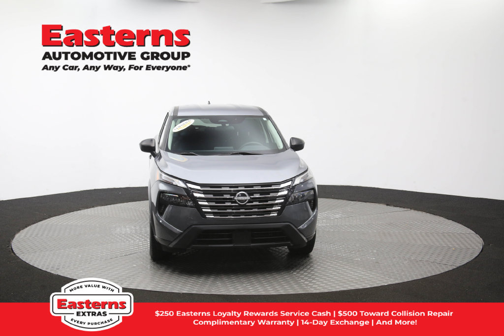 Used 2024 Nissan Rogue S AWD/4WD image 51