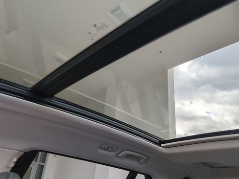 Used 2024 BMW X7 xDrive40i AWD/4WD image 19