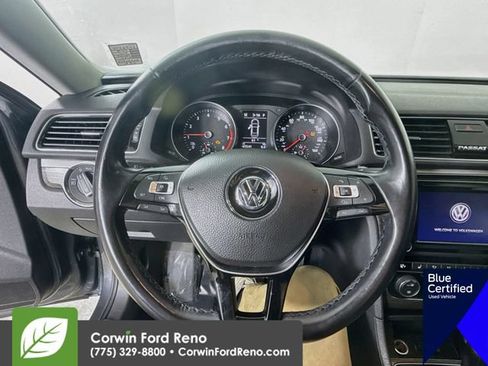 Used 2018 Volkswagen Passat 2.0T SE FWD image 14
