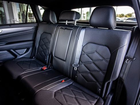 New 2026 Volkswagen Atlas Cross Sport SE image 49