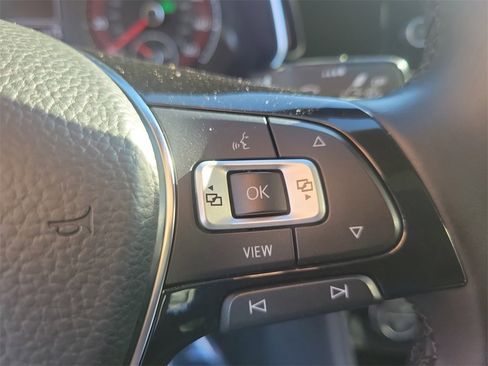 Used 2019 Volkswagen Jetta SE image 21