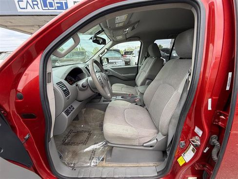 Used 2014 Nissan Frontier SV w/ SV Value Truck Package image 18