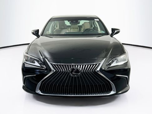 Used 2019 Lexus ES 350 w/ Accessory Package 2 FWD image 2