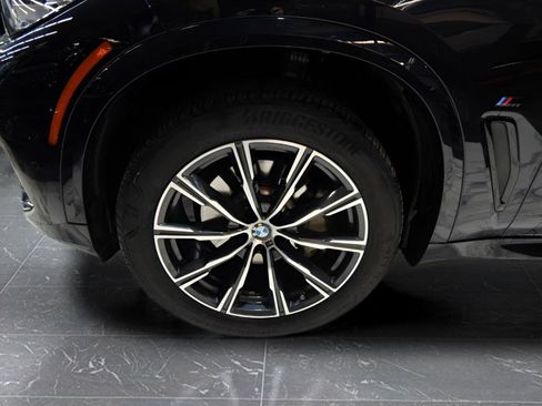 Used 2020 BMW X5 xDrive40i w/ M Sport Package image 10