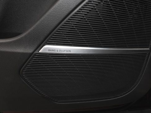 Used 2022 Audi RS Q8 image 16