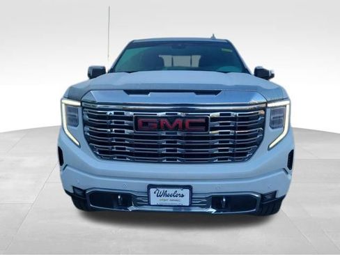 Used 2025 GMC Sierra 1500 Denali image 9