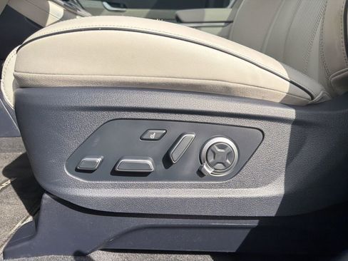 Used 2025 Hyundai Palisade Calligraphy AWD/4WD image 12