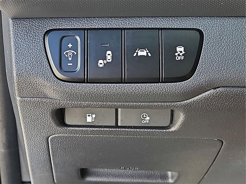 Used 2021 Hyundai Ioniq Limited image 24