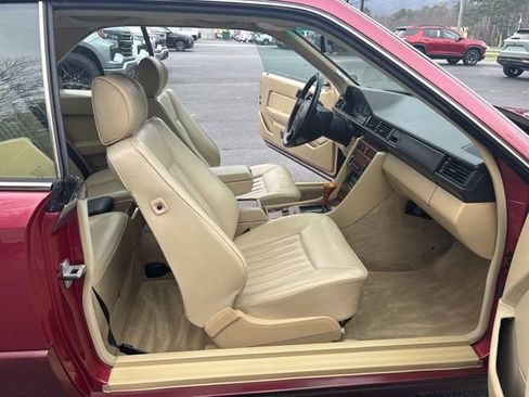 Used 1989 Mercedes-Benz 300 CE Coupe image 26