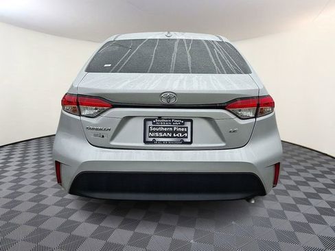 Used 2024 Toyota Corolla LE image 5