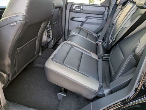 New 2026 Ford Bronco Outer Banks w/ Sasquatch Package image 30