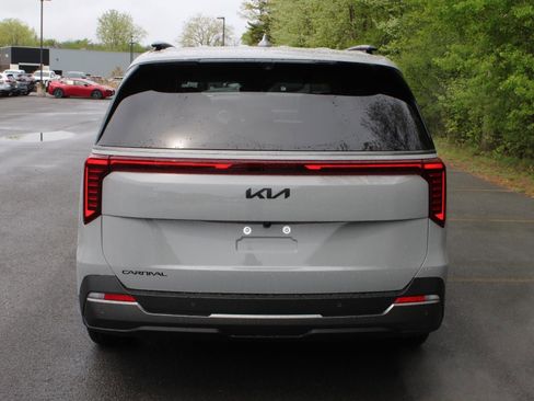 New 2026 Kia Carnival SX Prestige FWD image 6