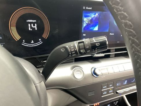 Used 2025 Hyundai Kona SEL image 21