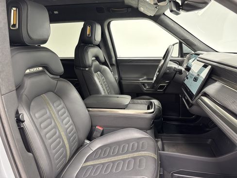 Used 2023 Rivian R1S Launch Edition AWD/4WD image 24